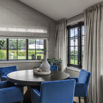 Liftgardin, hard fold med spiler og kjede i stål