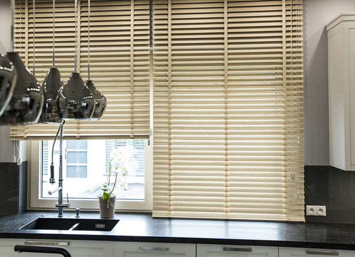 Tre-persienner, 50 mm