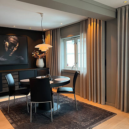 Gardinhøyde med blyantfold