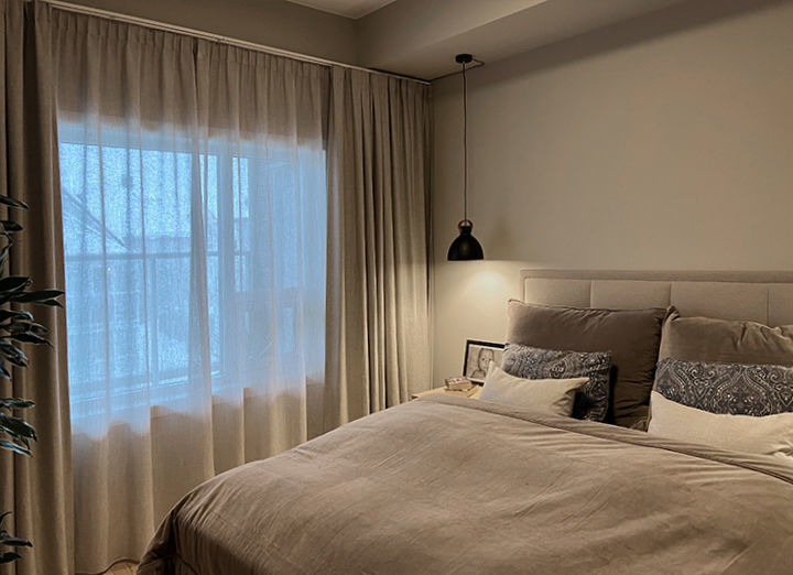 Gardinhøyde med blyantfold