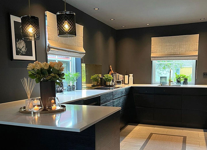 Liftgardin, hard fold med spiler - kjedetrekk