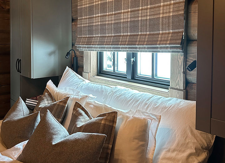 Liftgardin, hard fold med spiler - snortrekk